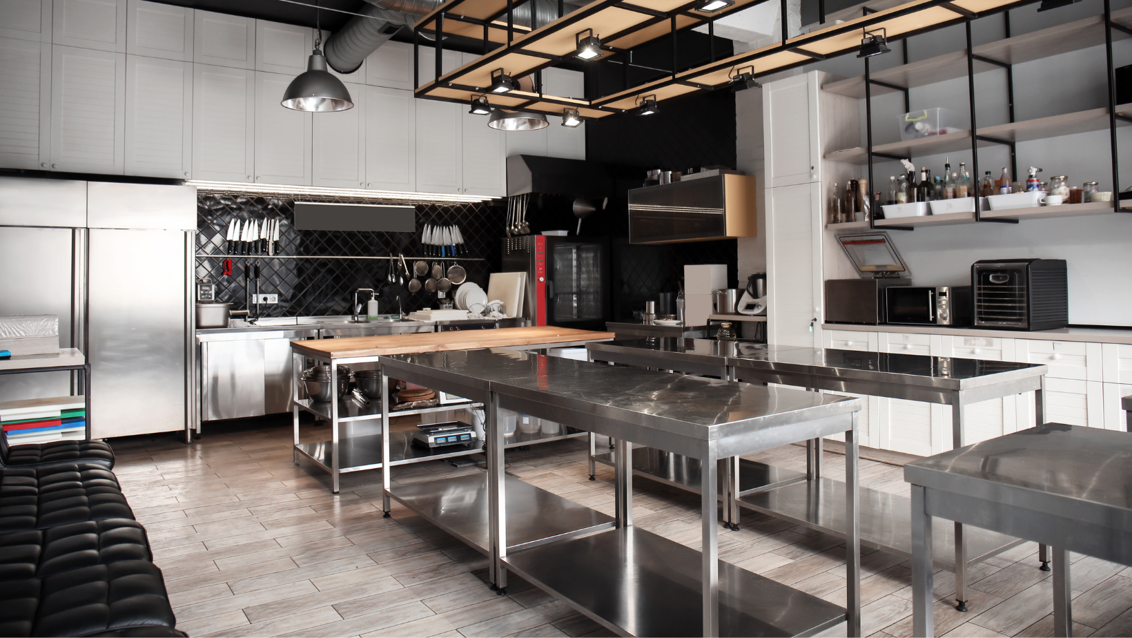 Empty industrial kitchen. 